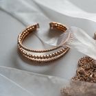 Goldring mit Diamanten besetzt
